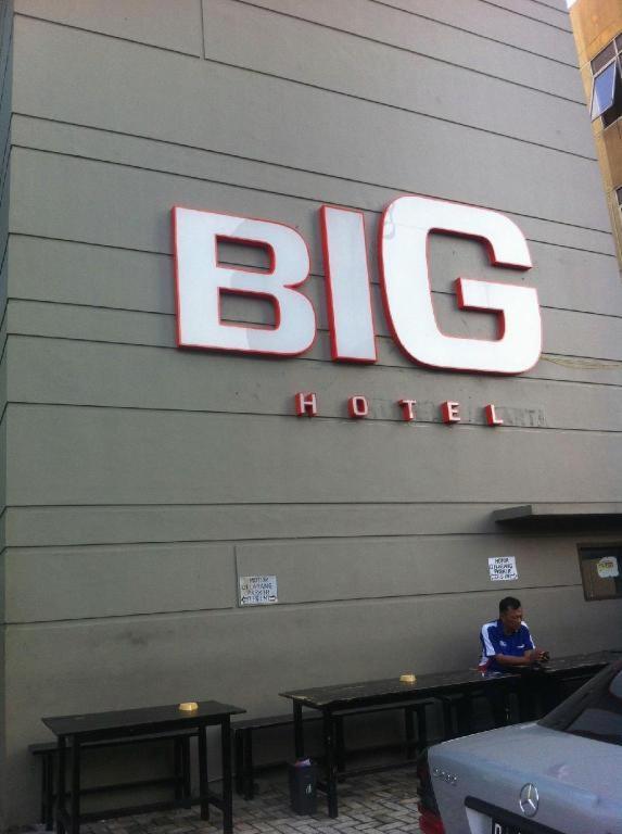 U Stay Hotel Mangga Besar ジャカルタ エクステリア 写真