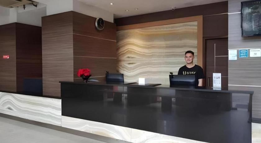 U Stay Hotel Mangga Besar ジャカルタ エクステリア 写真