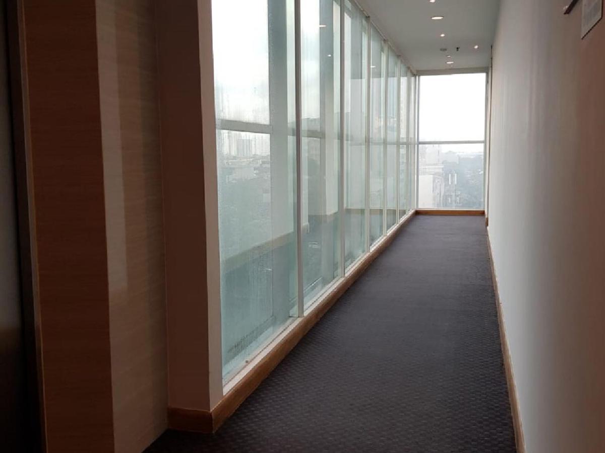 U Stay Hotel Mangga Besar ジャカルタ エクステリア 写真